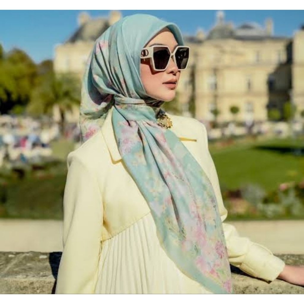 PRELOVED SCRAFT NADA PUSPITA VIOLA -HELLEBORE FREE PAPERBAG