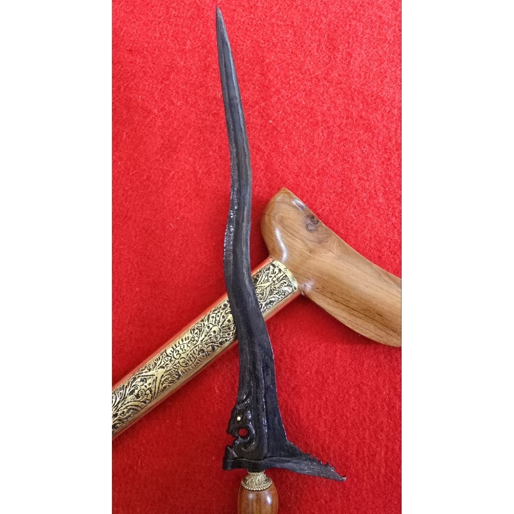 keris nogo sungkem
