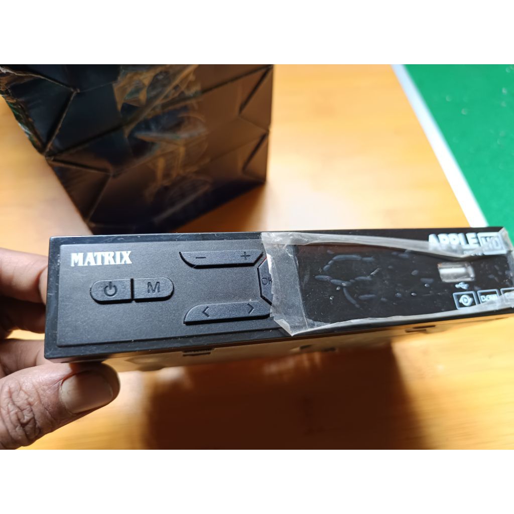 stb dvb t2 Matrix Aple Merah