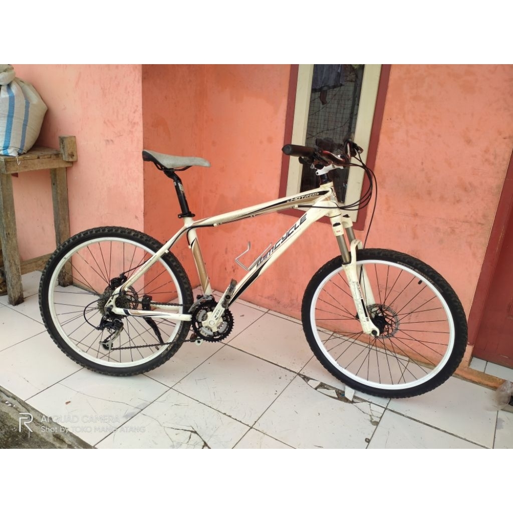 SEPEDA MTB 26 Fullbike WIMCYCLE HOTROD 3.1 ALLOY SIZE 17,5" FORK SR SUNTOUR XCR GRUPSET SHIMANO ALIV