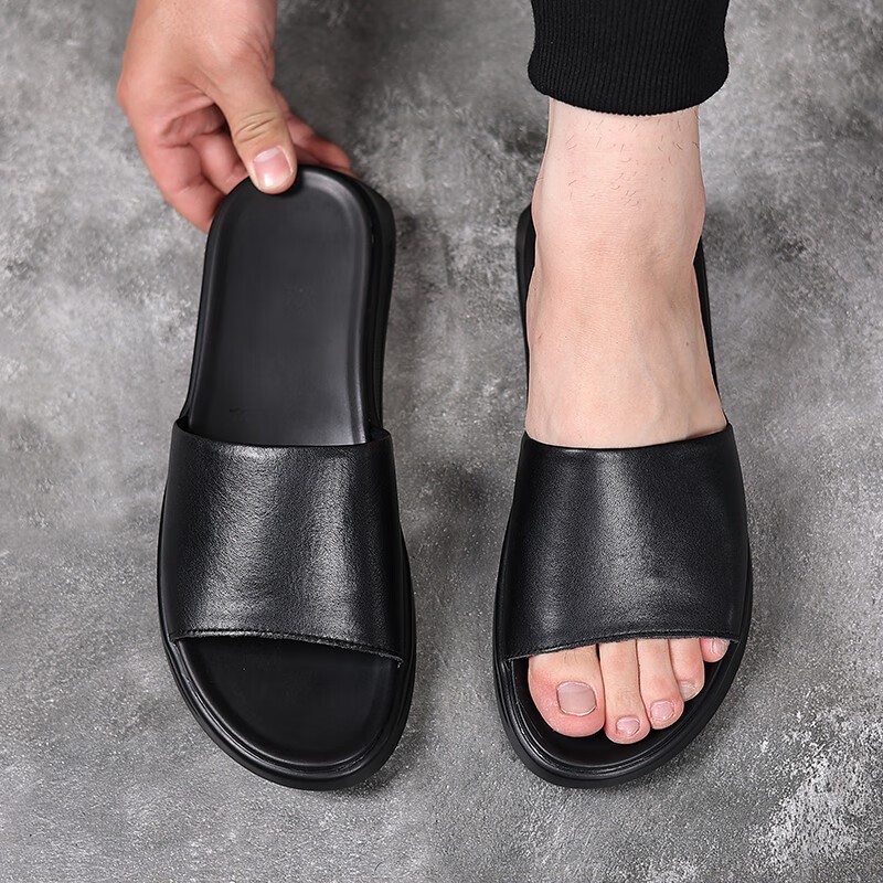 Sandal Kulit Sintetis Pria Non-Slip Fashion Korea, Cocok Untuk Outdoor