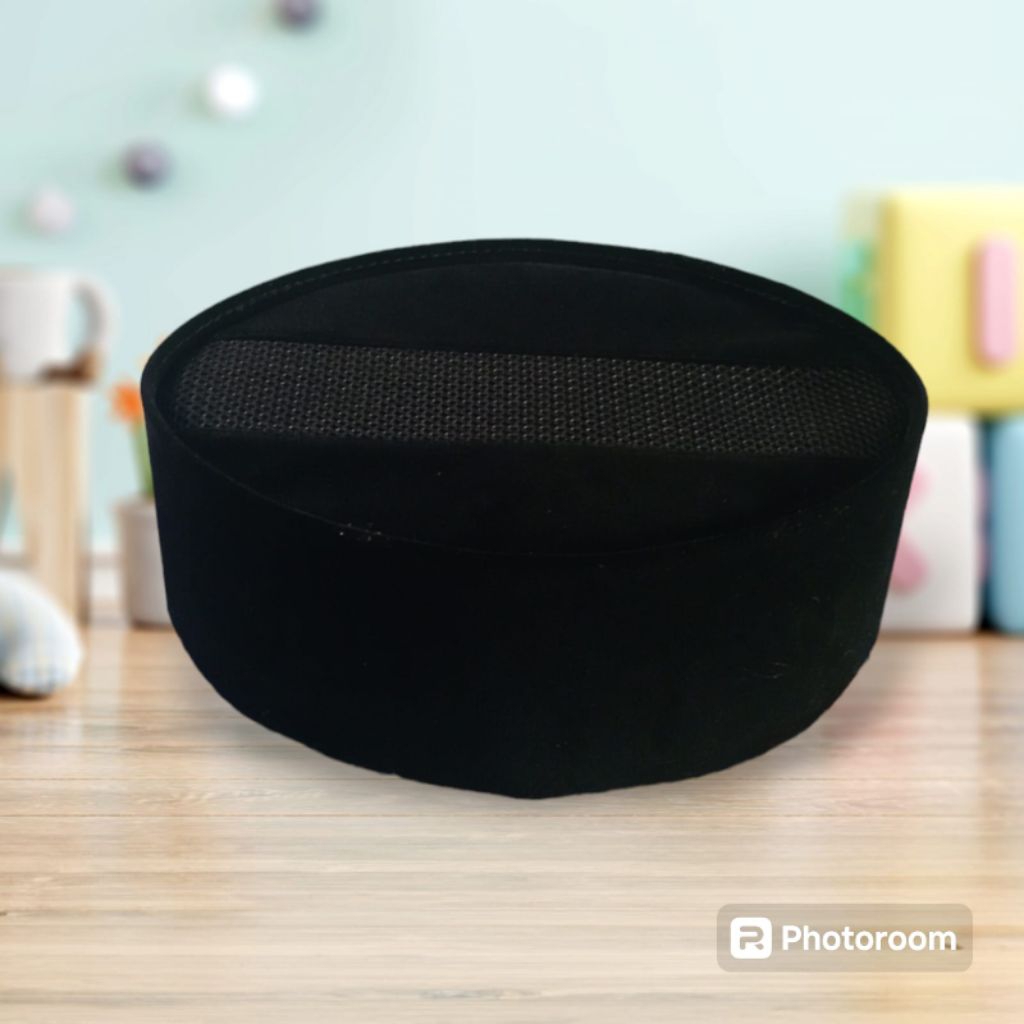 SONGKOK PECI HITAM POLOS AC TENGAH