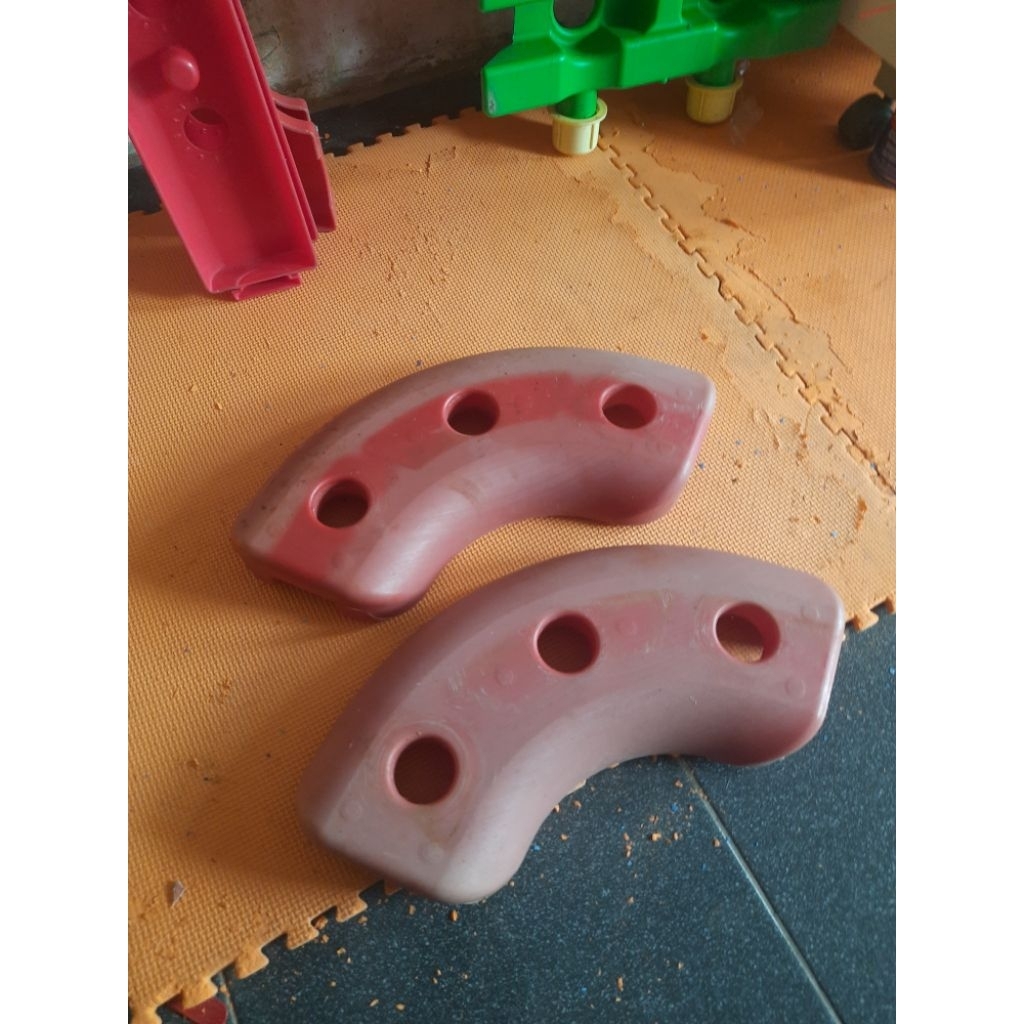 Dudukan/Penyangga Playhouse Tobebe