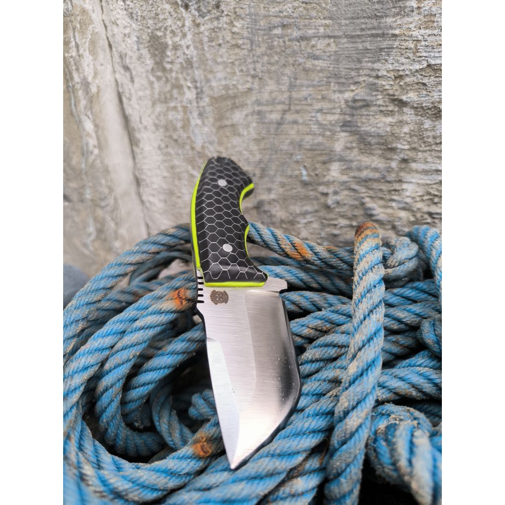 Pisau bushcraft camping survival outdoor edc bohler K110 kydex micarta honeycom