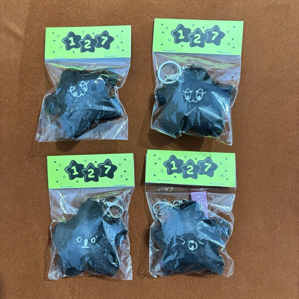[READY STOCK] NCT 127 MD THE MOMENTUM BLACK STARFISH DOLL KEYRING JOHNNY HAECHAN JUNGWOO