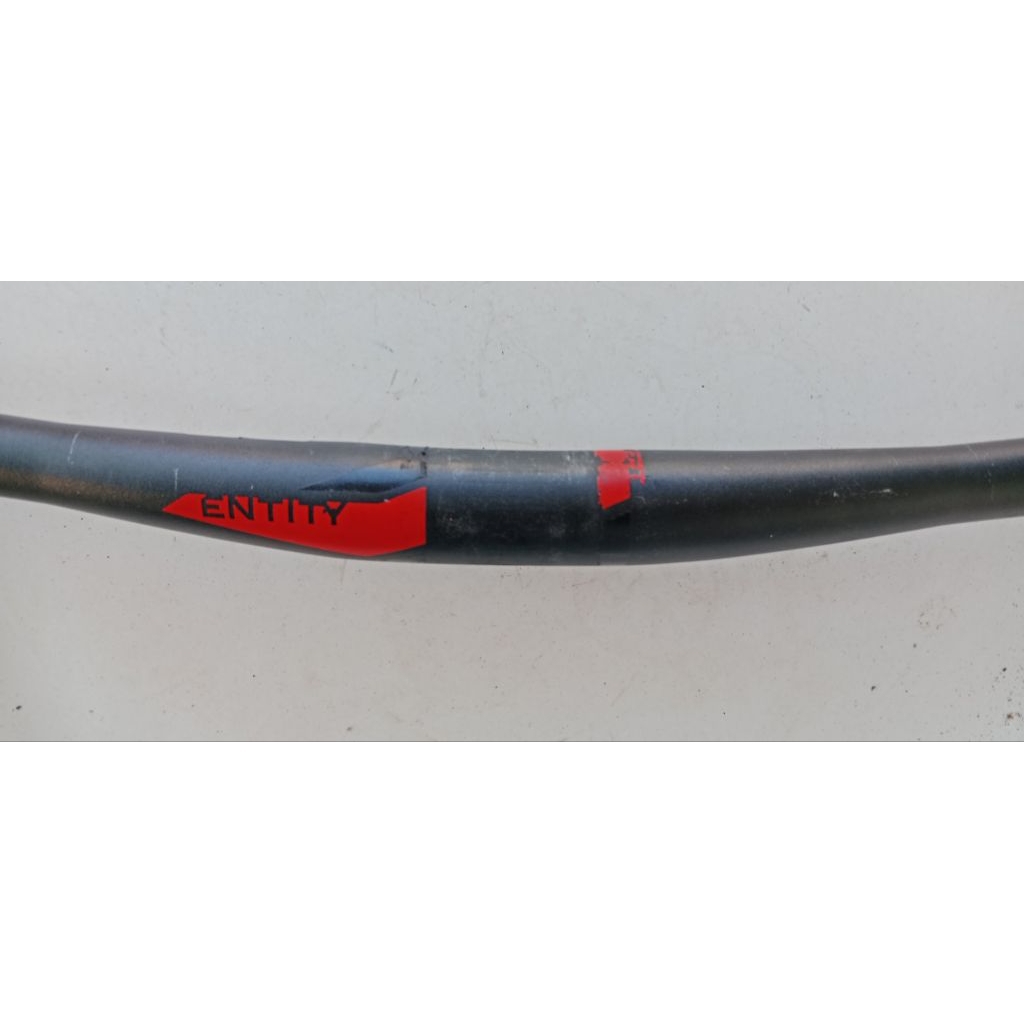Handlebar Entity Expert, 31.8mm, Rise 12°, Panjang 740mm

