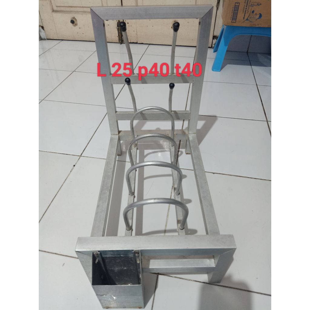 rak piring aluminium preloved