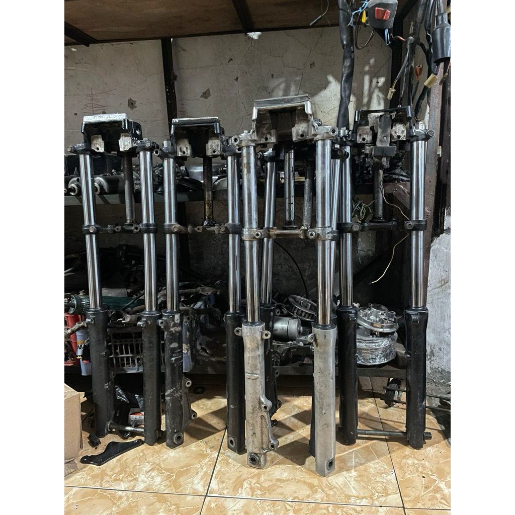 shock depan megapro primus original copotan motor tahun muda