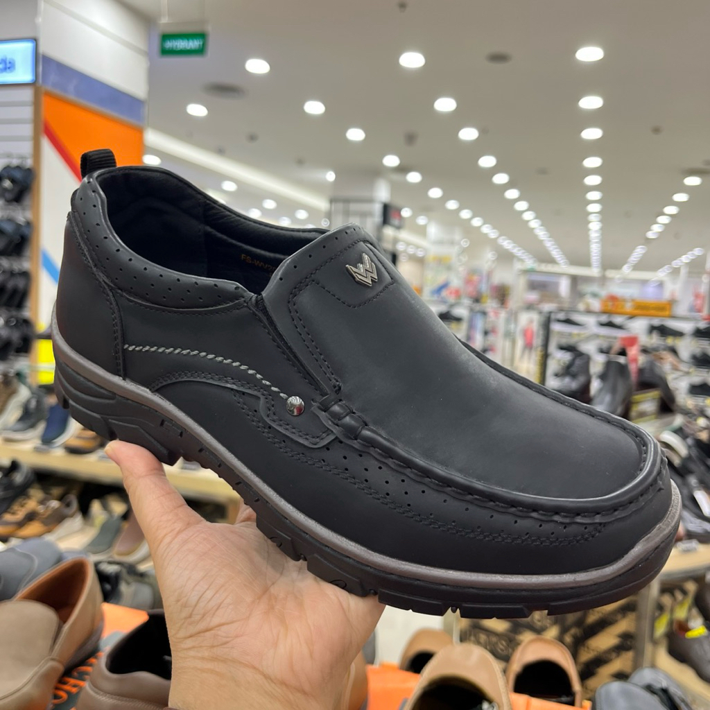Watchout Sepatu Slip On pria super comfy