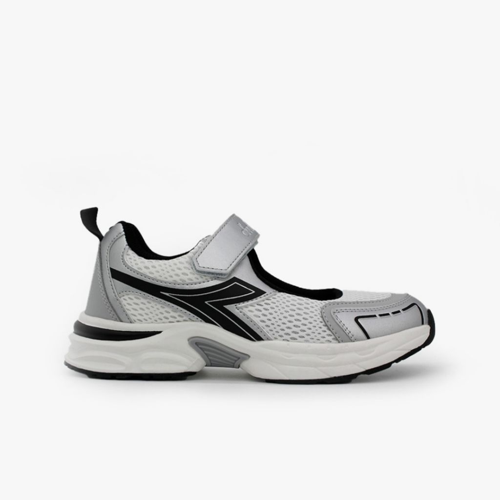 Diadora Pilano Women's Lifestyle Shoes - White Black