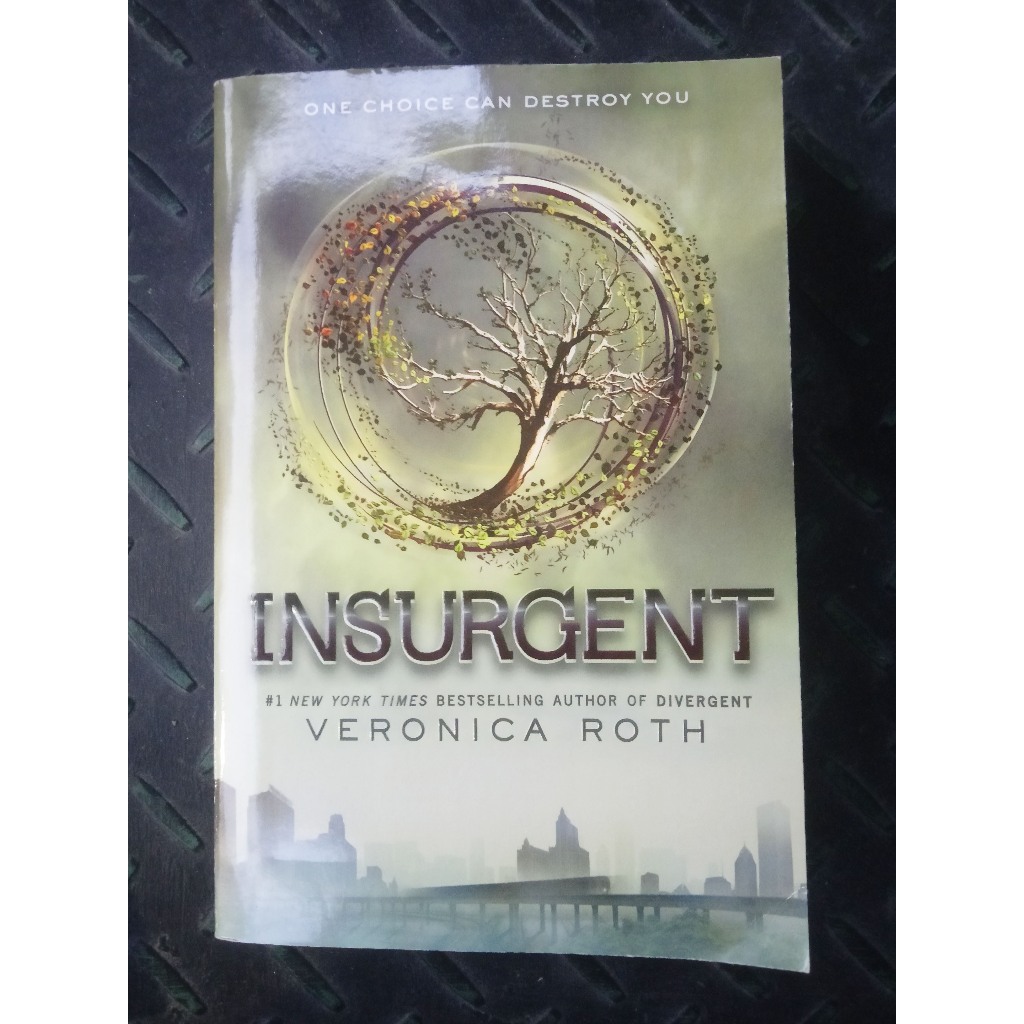 Veronica Roth. Insurgent