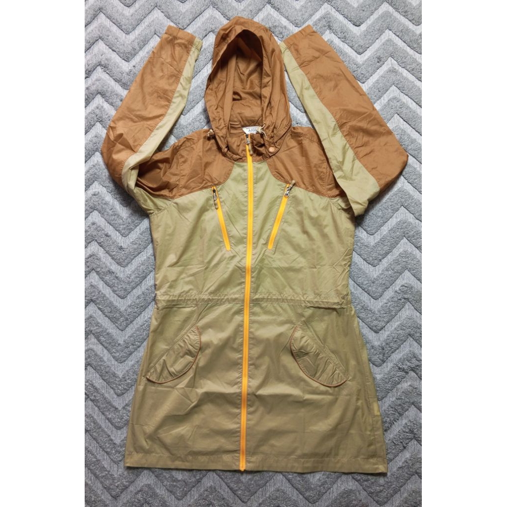 Jaket Aigle hoodie outdoor running coklat dan krem branded
