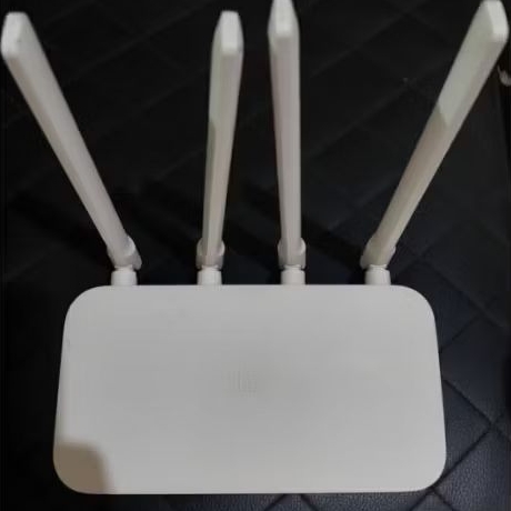 MI ROUTER 4C + Adaptor