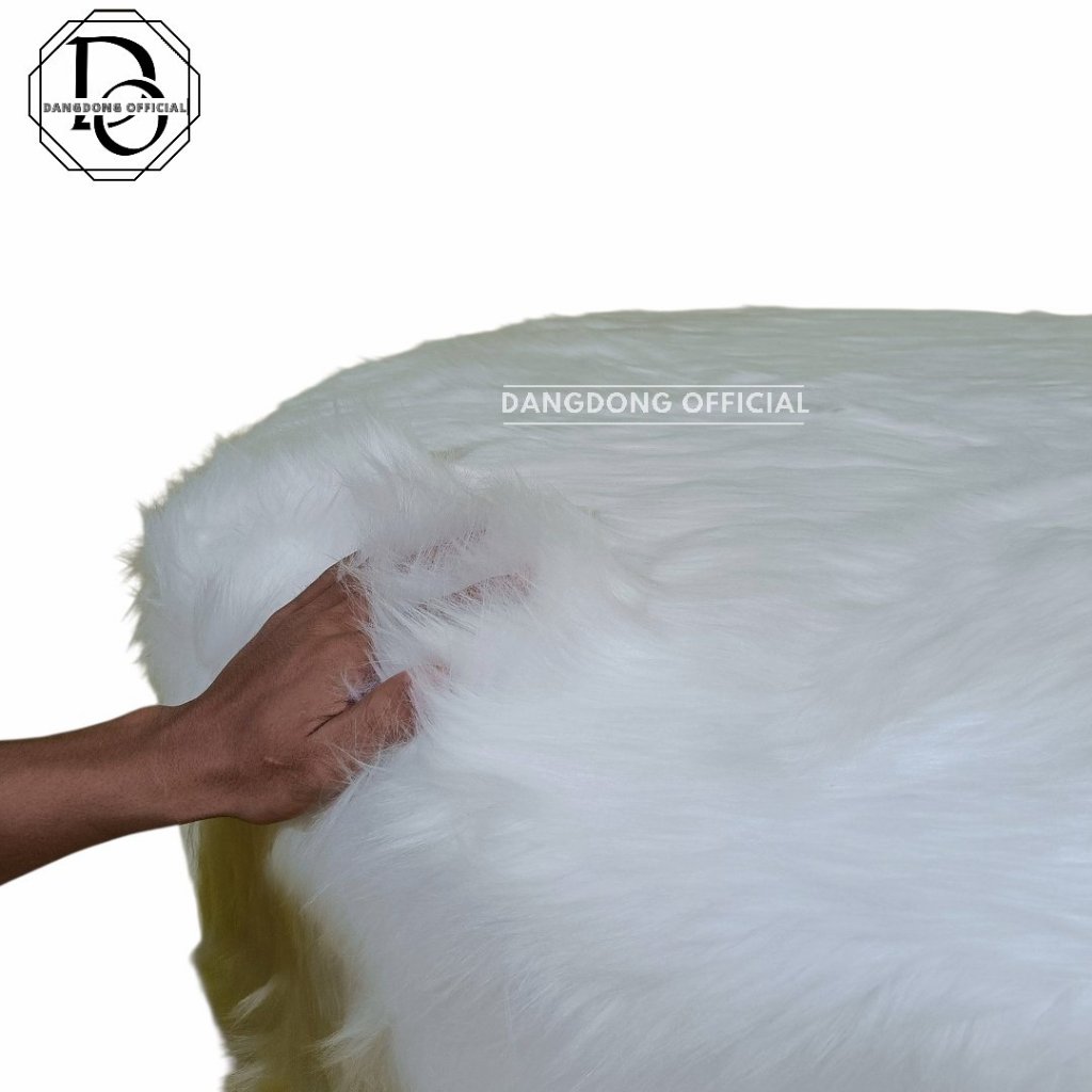 Big Puff Stool Sofa Bundar Kain Bulu Panjang Rangka Kayu Jati | Dangdong Official
