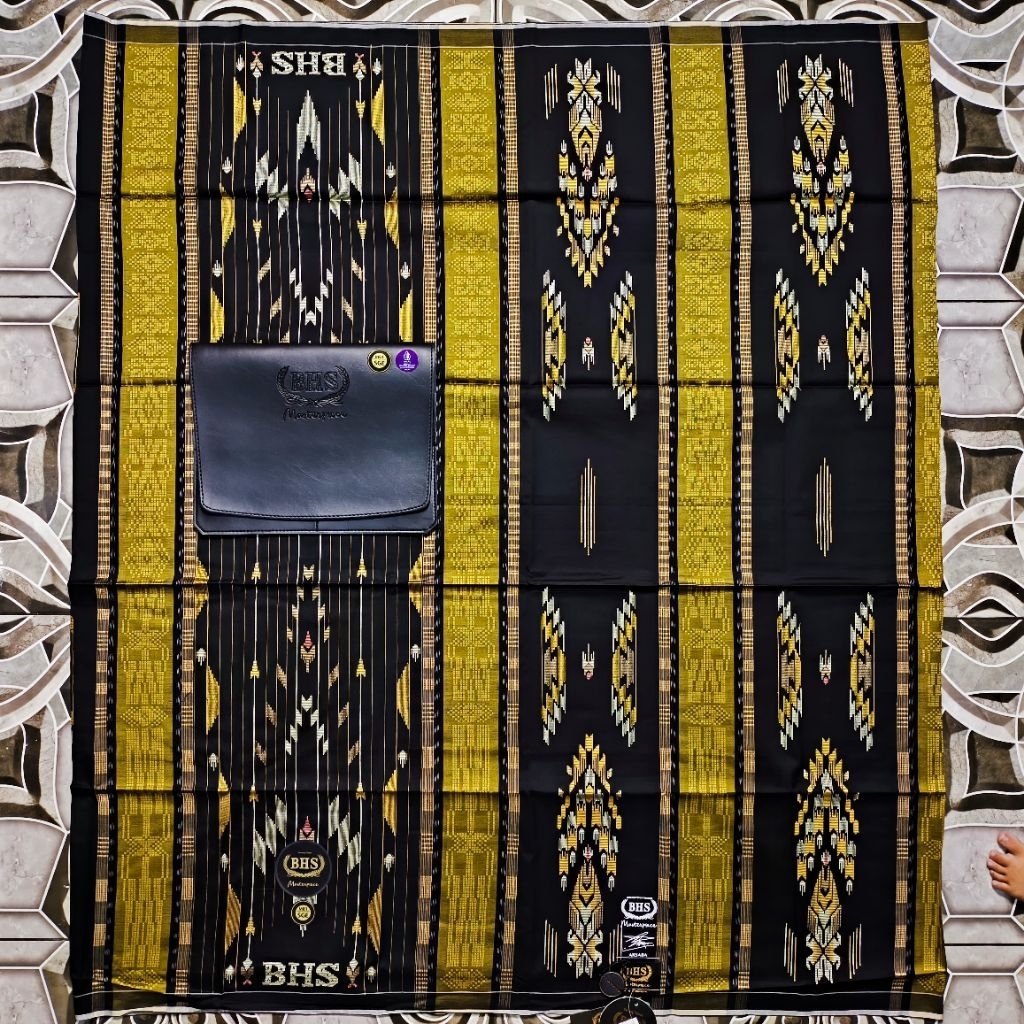 Sarung BHS Masterpiece SGE Gold M-81 Black Series Premium Mercerized Songket Timbul ATBM (COD)