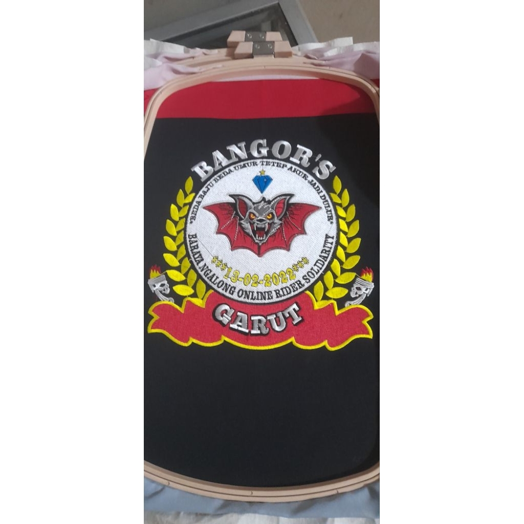 BORDIR KOMPUTER CUSTOM
