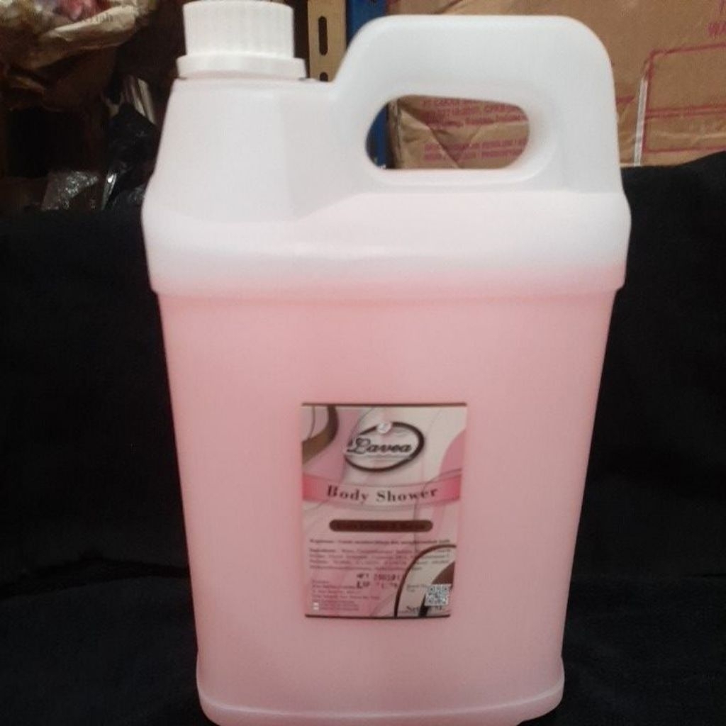 Lavea body shower (sabun mandi cair) 5Liter