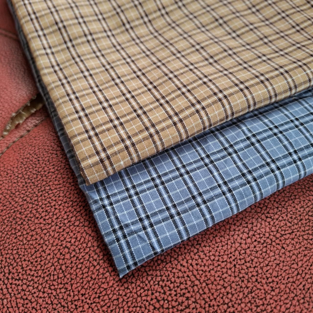 KAIN Seragam Motif Kotak Kotak Harga 50cm ( Lebar 150)