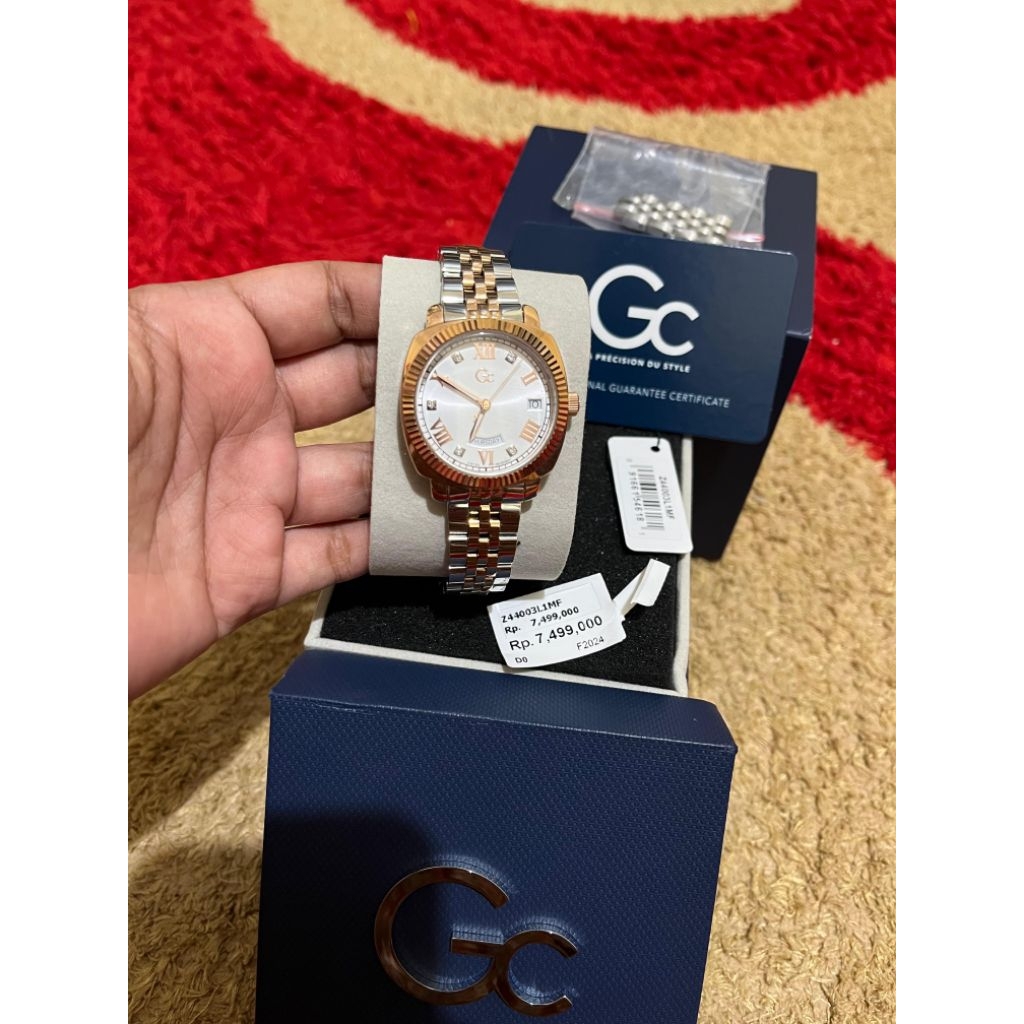 Jual Rugi New Lepas Tag Jam Tangan Gc Flair Coussin Lady Ladies Watch-Z44003L1MF