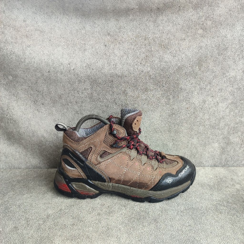 Sepatu Outdoor Campline Mid Size 40