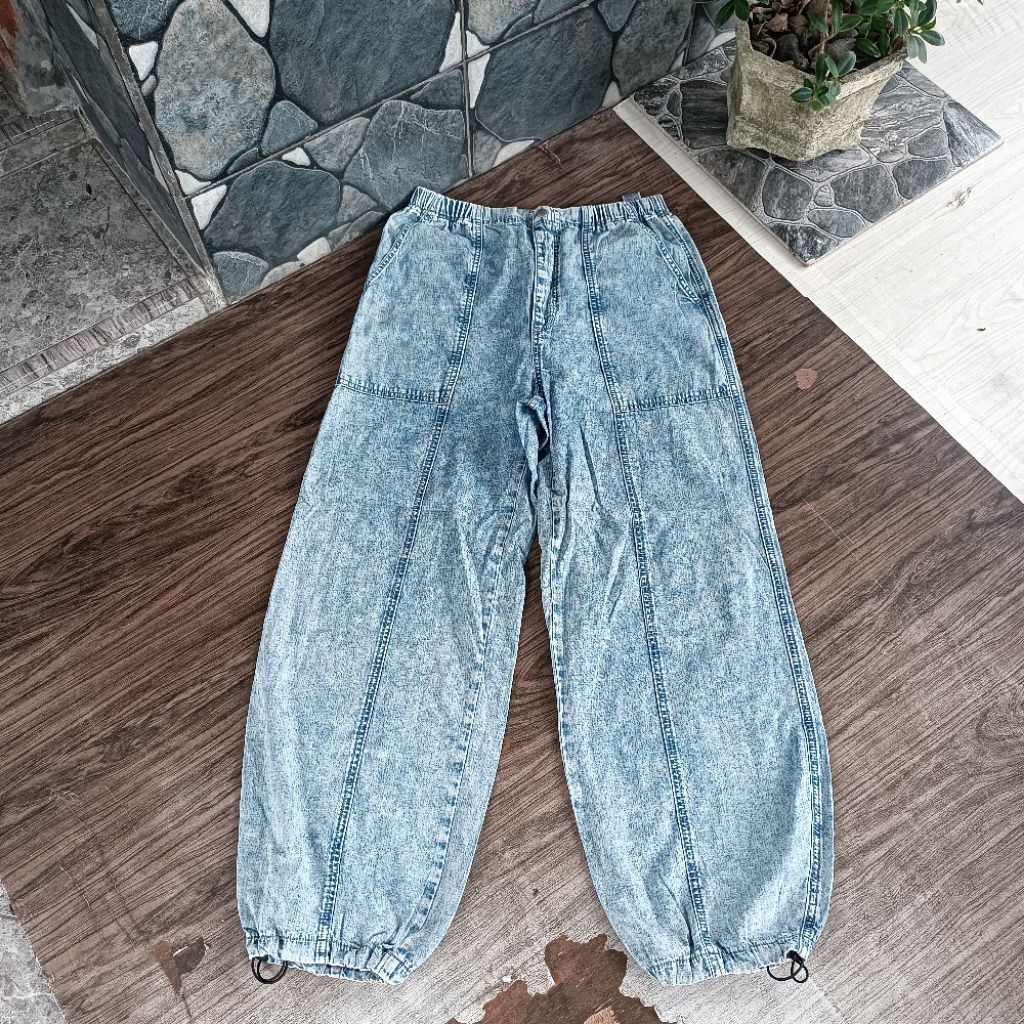 celana jeans gu uniqlo fatigue cakepp ( sz 28 pinggang melar perhatikan pxl)