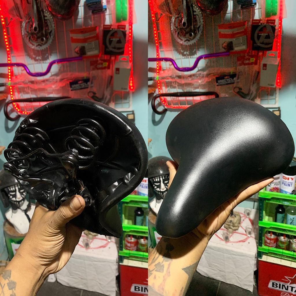 sadel sepeda empuk ada skok nya