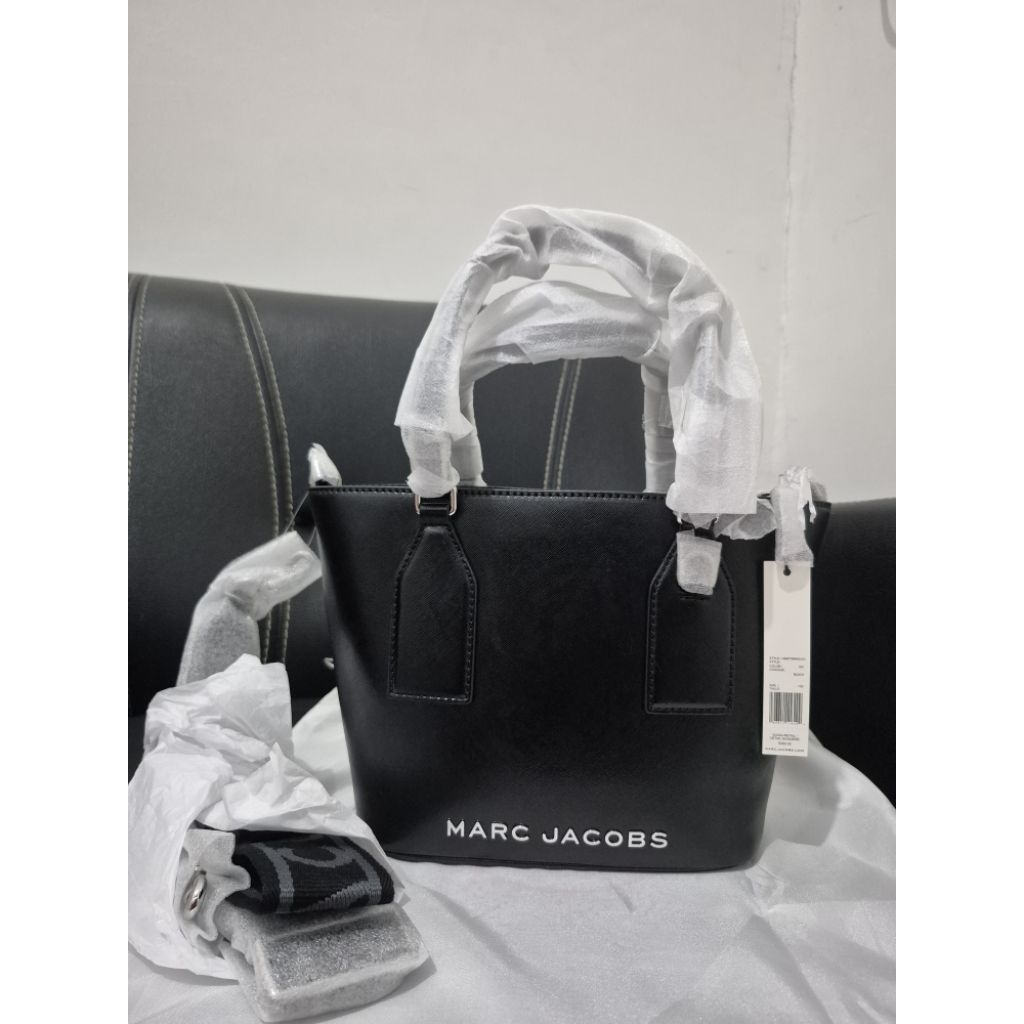 NEW - Marc Jacobs Tote Small Black Crossbody