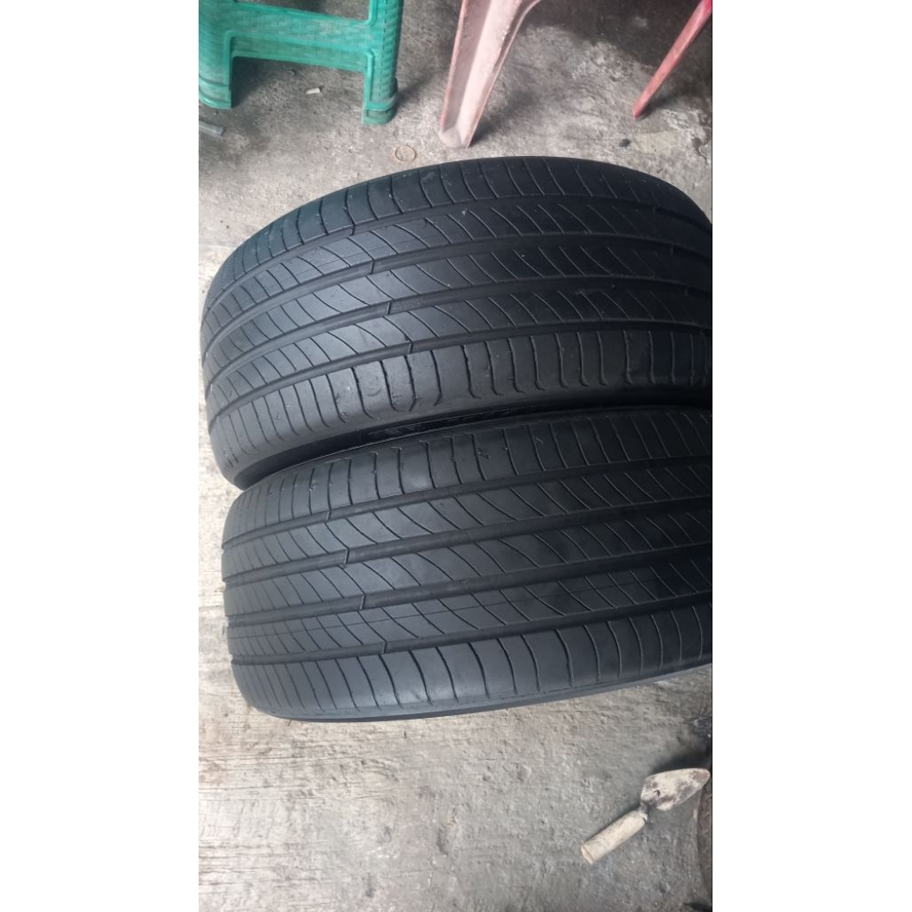 Ban michellin ukuran 245/45/19