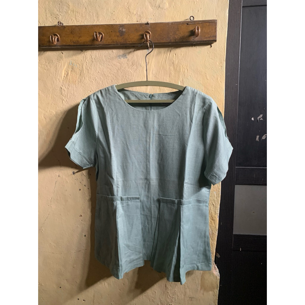 Baju Hijau Mint