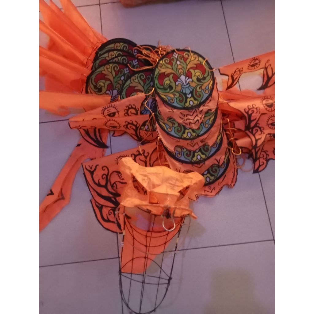 layangan naga DM 20 panjang 12m motif batik