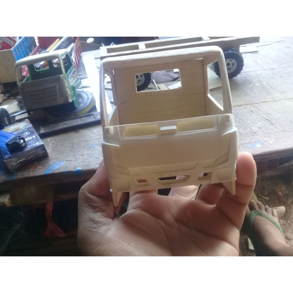 Kabin miniatur truk plastik