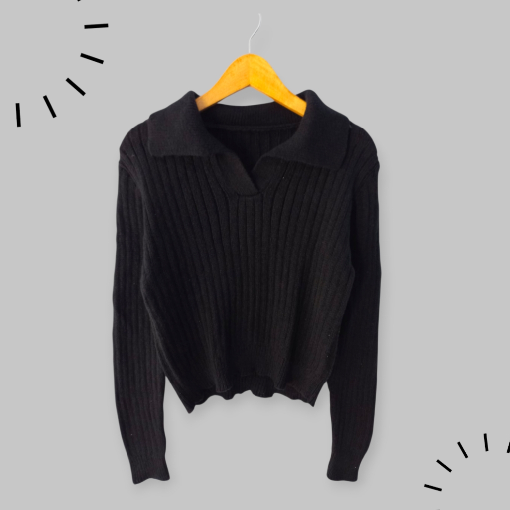 Sweater Rajut Crop Hitam Polos Krah Wanita