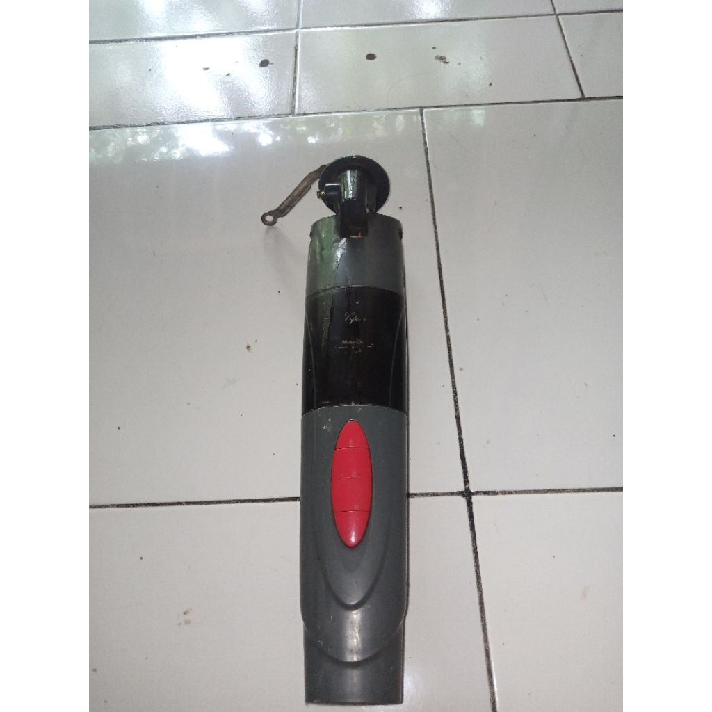 body kipas angin Maspion berdiri