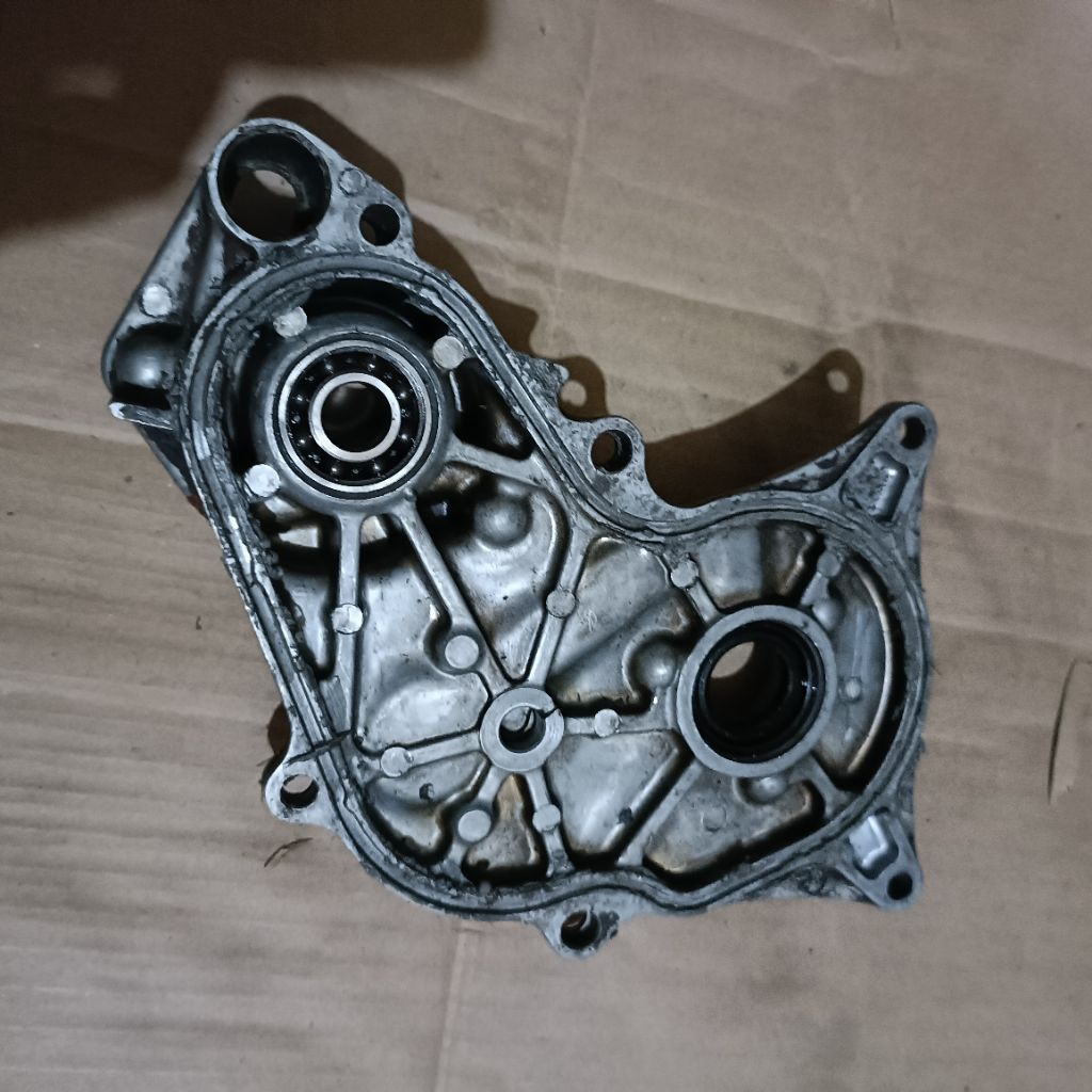 case tutup blok waterpump water pump pompa radiator original honda vario 110 karbu vario techno kvb 