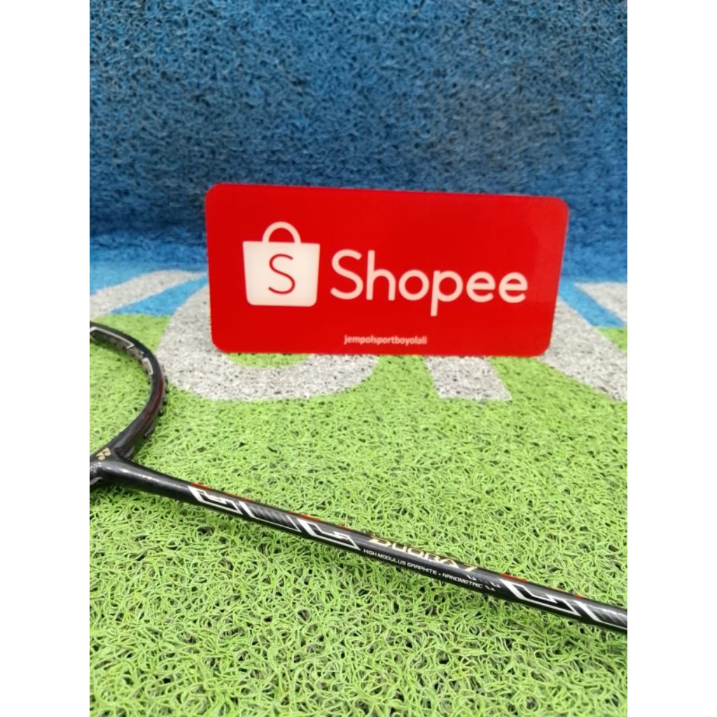 RAKET BADMINTON YONEX DUORA 7 (SUNRISE)