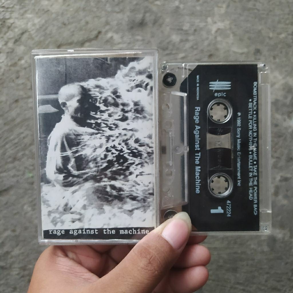 Kaset Pita Rage Against The Machine - Self Titled