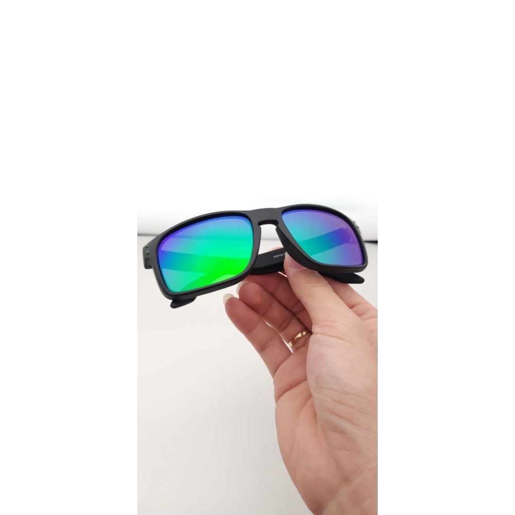 kacamata pria wanita Oakley polarized