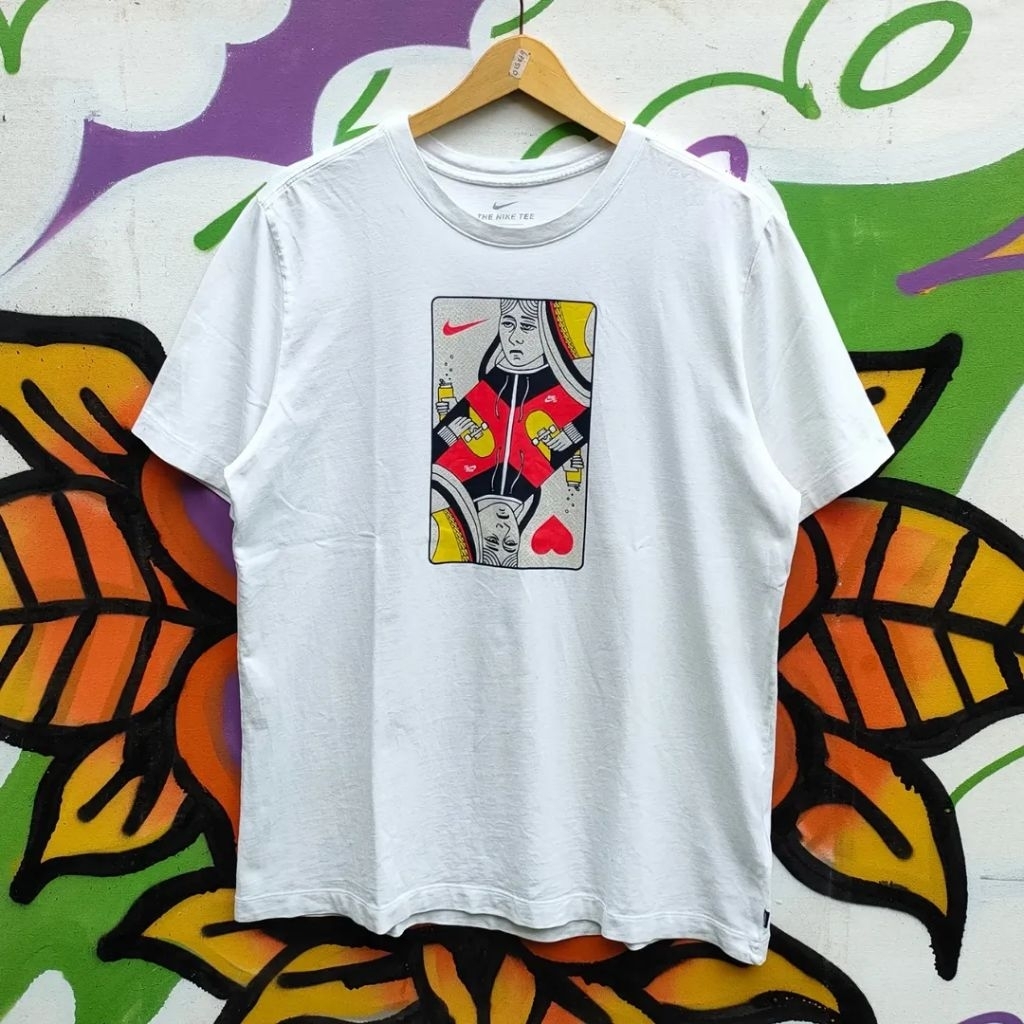 Kaos Nike SB Queen Card