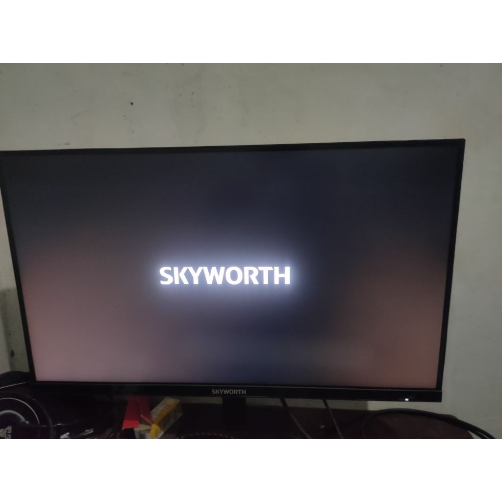 Monitor Gaming SKYWORTH H27G30Q 27 inch 2K 180hz second ( udh packing kayu juga )