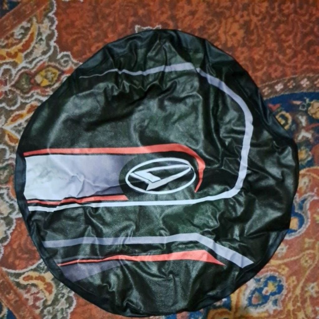 Cover Ban Serep Daihatsu Terios Ring 16 ada noda (belum pernah dipakai)