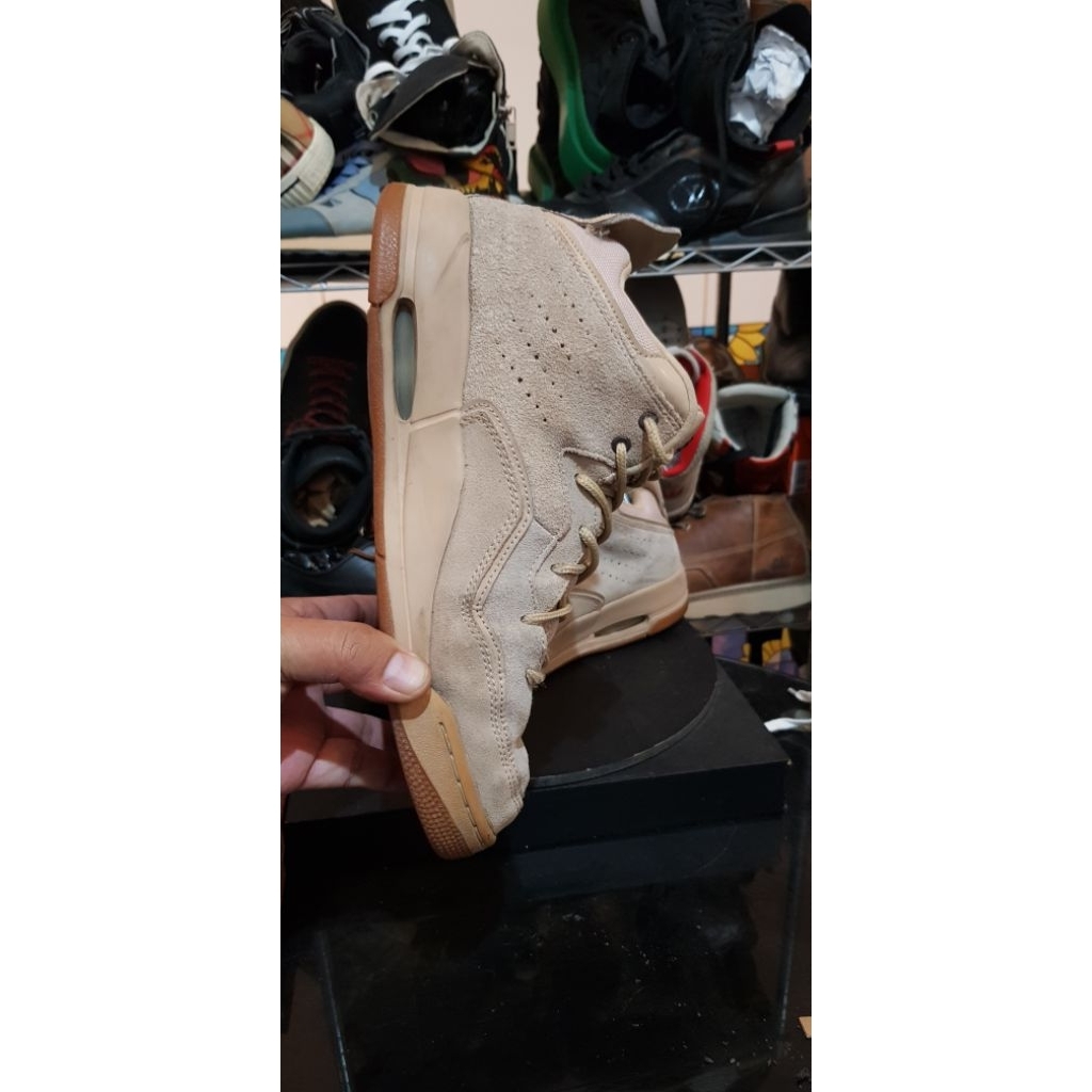 naiki aer jordy retro 4 upc tembus size 42.5