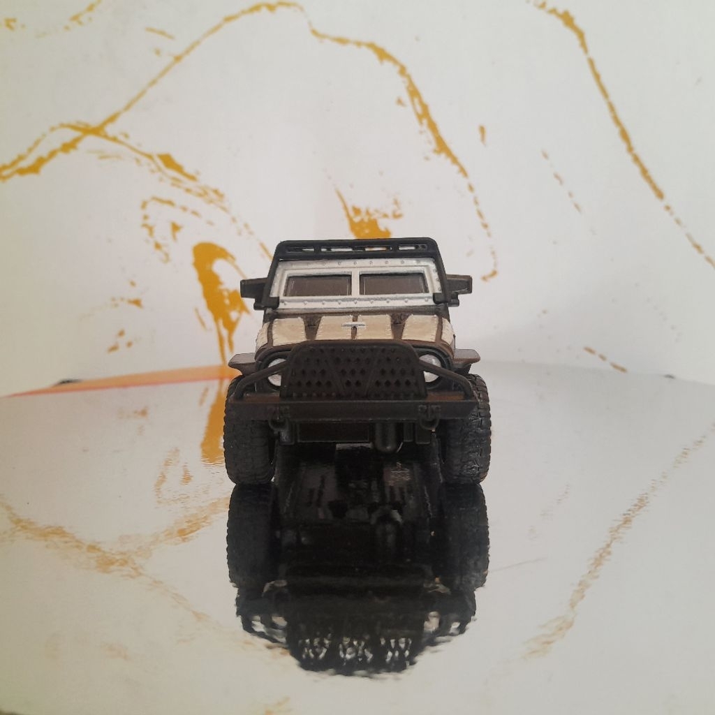 diecast miniatur mobilan jada jeep wrangler bullet zombie 1:32 bekas
