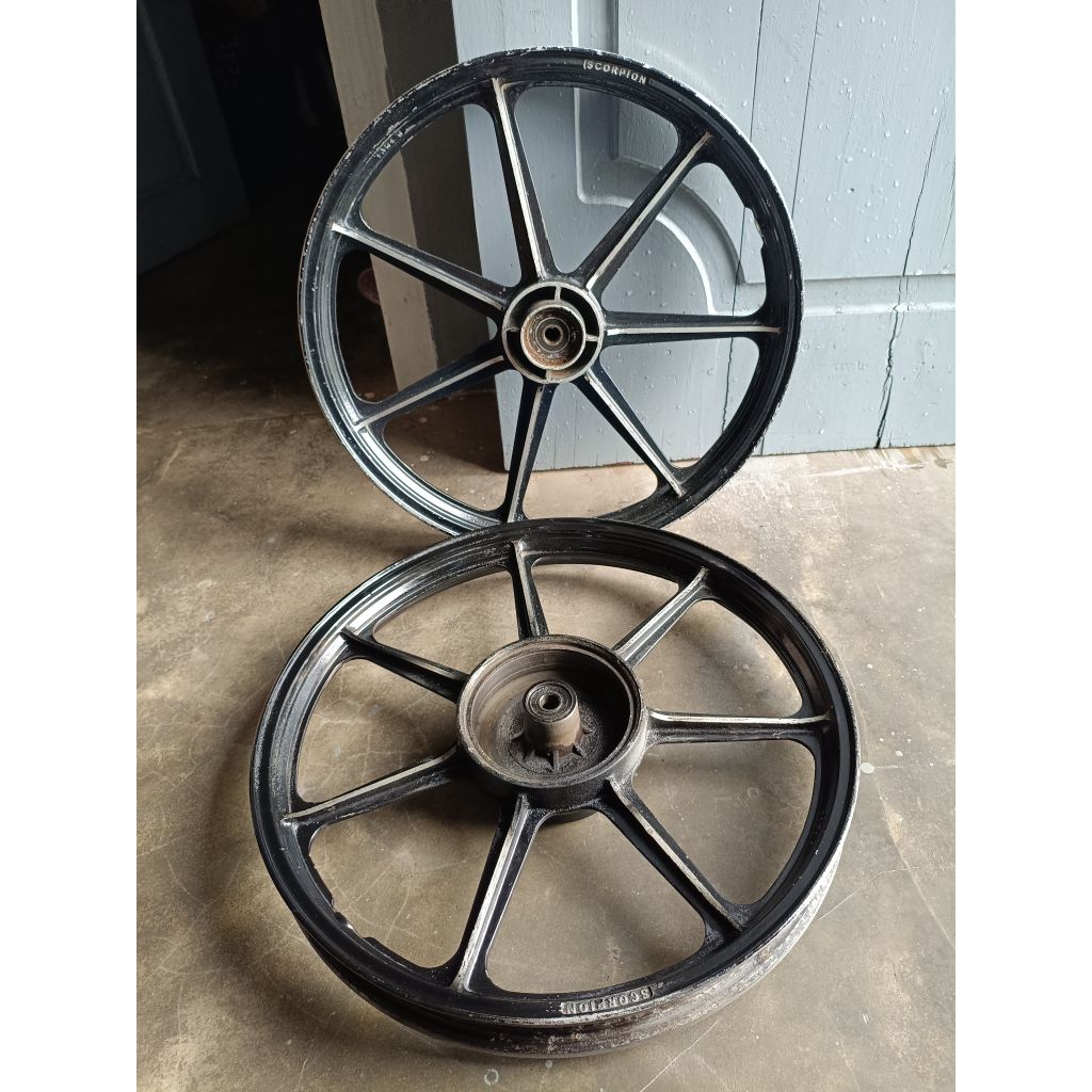 velg palang 7 merk scorpion ring 18 x1,60 rata.. pemakaian rx series.