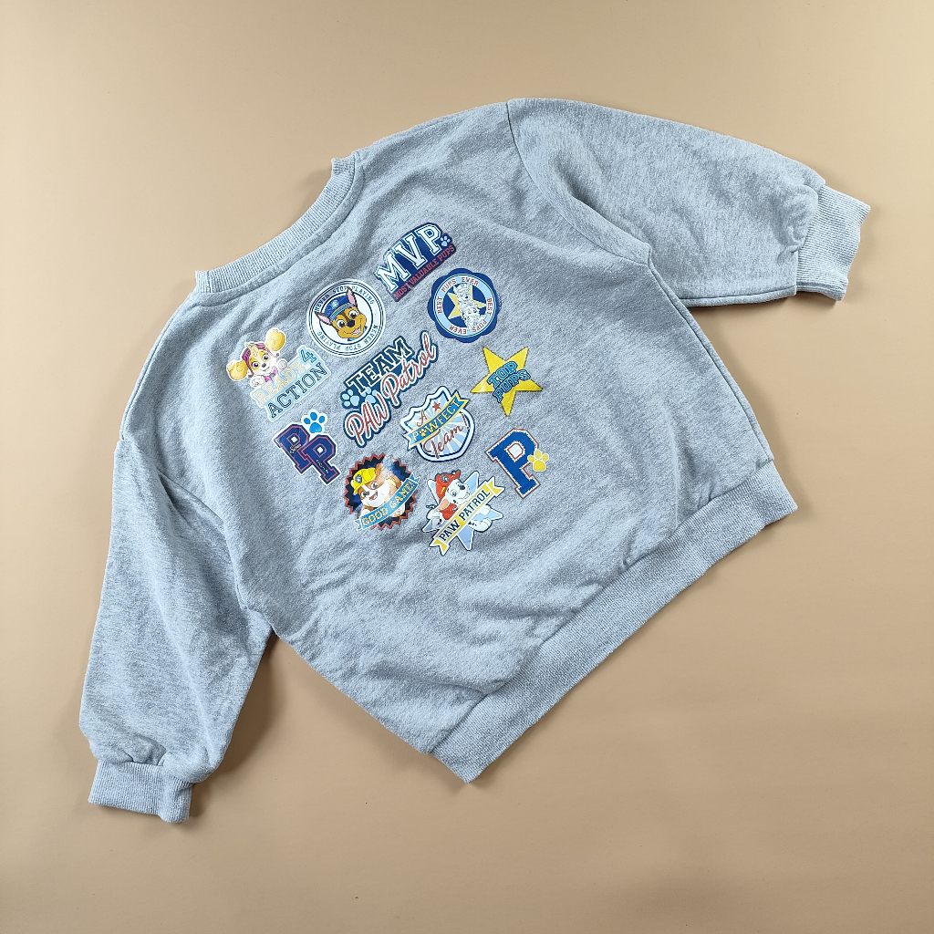 sweater anak brand Nickelodeon size 7 tahun ( ada minus ) baca deskripsi