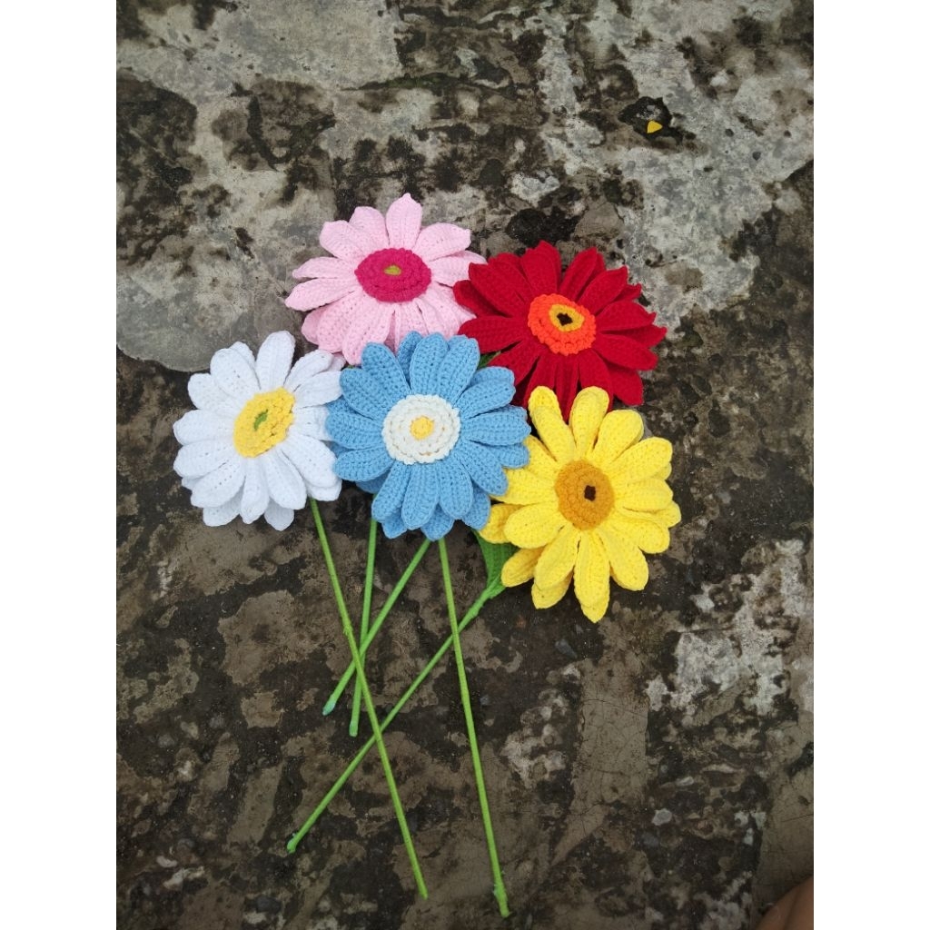 BUNGA GARBERA RAJUT PERTANGKAI / GARBERA CROCHET FLOWER