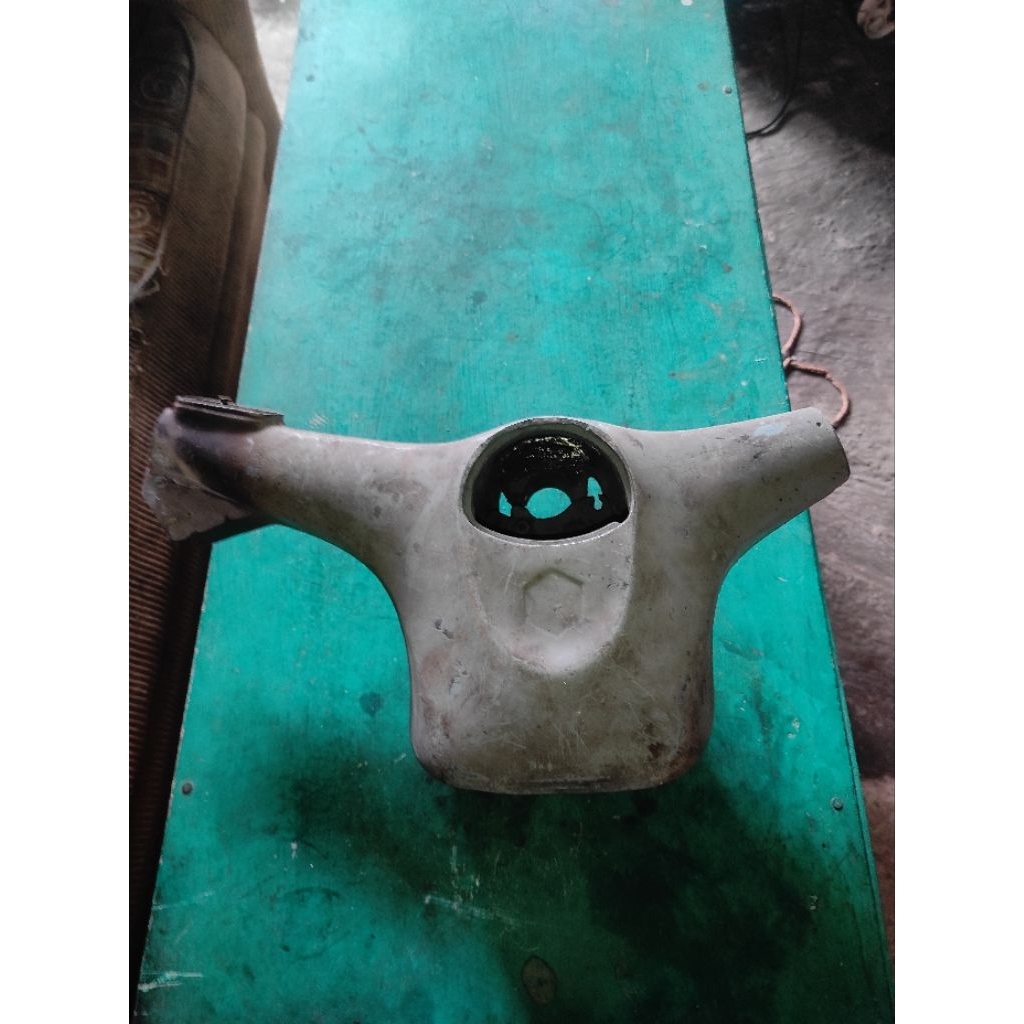 stang vespa super asbak