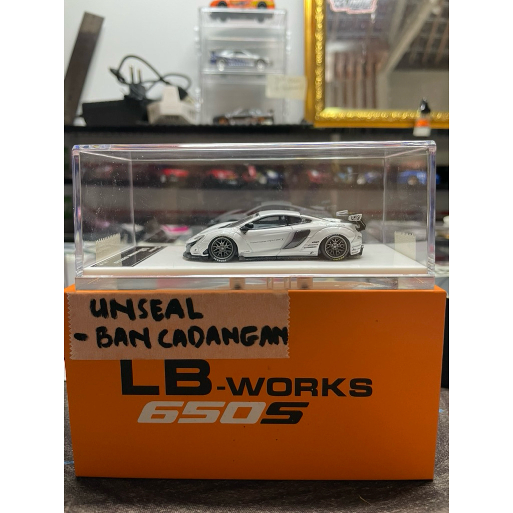 Star Model LB-Works McLaren 650s Gloss White Exclusive Box