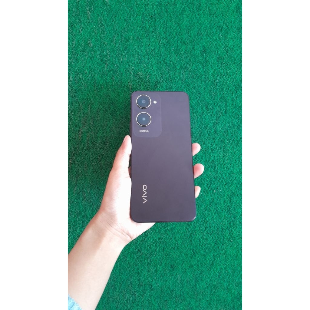 VIVO Y18 RAM 4+4/64 GB SECOND