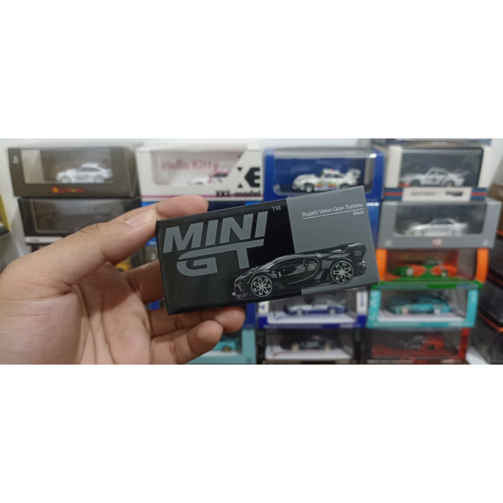 Mini GT #795 Bugatti Vision Gran Turismo Black