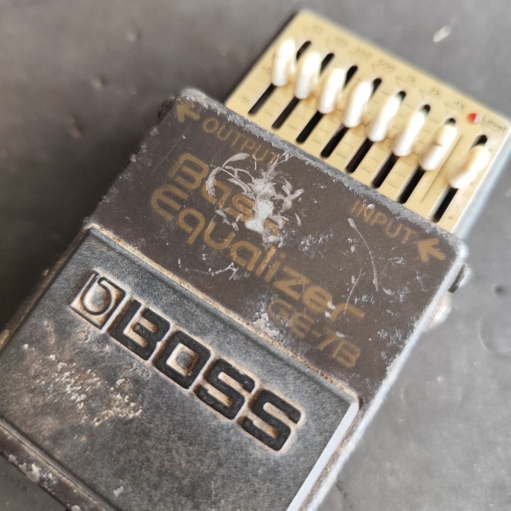 Boss GE 7b Bass Equalizer, Efek bass, GE7B, GE 7 B,